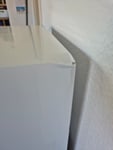 Produkt wurde beim Nachbarn abgegeben.Nach dem Auspacken sahen wir diese 2 Schäden.Sicherlich Transportschäden.