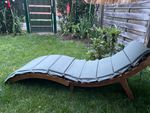 Schöne dekorative und bequeme Liege 