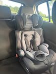 Sehr sicherer und bequemer Kindersitz