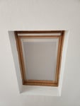 Die Bestellungen für mein Verdunklungsrollo war sehr leicht. Die genauen Maße findet man schnell am Dachfenster.