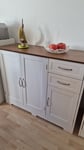 Modernes Sideboard mit viel Stauraum