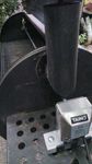 Einbau des TAINO Drehspiess in einem Pellets-Grill-Smoker