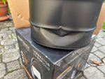 Výrobek na jednom místě zmačkaný. 