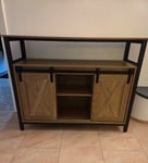 Toller Schrank in edler Optik