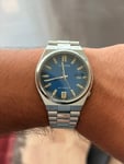 Solide Uhr 