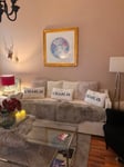 Sehr schön, habe es im Wohnzimmer stehen und entsprechend Dekoriert.