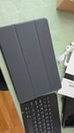 Tolles 2-in-1-Tablet mit umfangreichem Zubehör