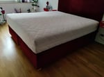 Bett sieht übethaup nicht so aus wie abgebildet. Sehr billieg bearbeitet für den preis. Fehlten viele schrauben. Ich empfele dieses Bett aifkeinen fal zu kaufen..fehlen