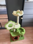 Toller Kratzbaum 