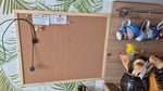 Pinnwand- Korktafel von meinem Mann geschliffen und lackiert
