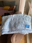 Ich habe Hellbraun bestellt und Hellblau erhalten. Sind Sie fafrbenblind?