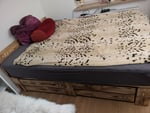 Schönes Bett