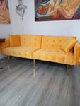 Žółta Sofa 