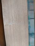 gutes Holz,. Rückenteil unbequem, schlechte Verpackung