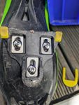 Bei einem der Klick- Pedal- Stollen hat sich der Gehschutz bereits beim zweiten Gebrauch gelöst. unglaublicher Schrottz