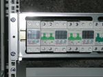 Sehr solide - für 19"- Rack sehr zu empfehlen