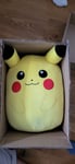 Pickachu Squishmallow groß