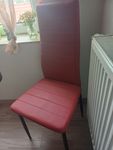 Super Stuhl in schönen Rot