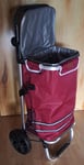 Klasse Trolley mit viel Platz 