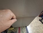Tovar bol nedostatočne zabalený, je poškodený. Na kvetináčoch sú poškodené hrany a sú rozlámane.