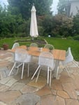 Ein wunderschöner Tisch