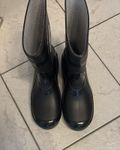 Sehr schöne stiefel 