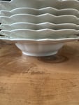 Nádherný nadčasový a kvalitný porcelán.