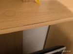 ruiniert das Mobiliar 