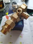 ASK NO: 77 924 (3/4 " × 3/4 " vnitřní zavit ) 