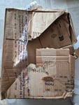 Das Papier kam in schlechtem Zustand hier an