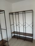 Kleider Regal 