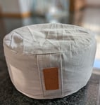 Sehr schöner Yogabolster