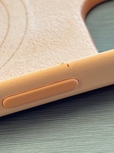 Apple MT0W3ZM/A, Cover, Apple, iPhone 15, 15,5 cm (6.1"), Orange Kunden-Foto 3