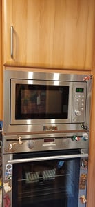 EXQUISIT EinbauMikrowelle 51.5cm 900/1100/2500W 25L edelstahl EMW 2539.1 HI Foto del cliente 3