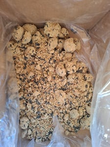 Futterbauer Meisenknödel 200 Stück ohne Netz, Hochwertige Meisenknödel für Wildvögel, ca. 90 g je Knödel, mit Vitaminen & Fetten Kunden-Foto 13