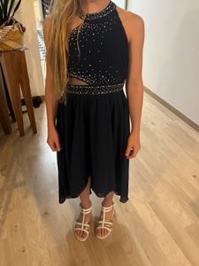 Festliches Prinzessinnenkleid für Mädchen – Chiffon Neckholder, Strass & Eleganz | Gr. 152 Für Party, Hochzeit, Taufe & Festlichkeit Kunden-Foto 1