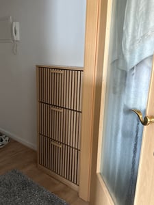 Schuhschrank aus Rattan, 60 x 24 x 113 cm, 3 Falttüren mit verstellbaren Einlegeböden Kunden-Foto 1