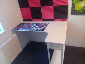 COMHOMA Schreibtisch Gaming Tisch mit Regal, Eckschreibtisch mit USB-Ladeanschluss und Steckdose, 120cm Computertisch L Form, PC Tisch für Büro, Heimb Kunden-Foto 6