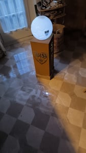 VfB Stuttgart LED-Dekosäule Rost-Optik mit Leuchtkugel - 84 cm - braun Kunden-Foto 1