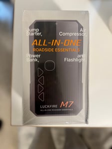 Luckfire M7 Starthilfe Powerbank met Kompressor, 2750A 12V, 150 PSI Klantenfoto 1