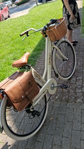 Via Veneto by Canellini Fahrrad Citybike Frau Aluminium mit Korb und Tasche - Schwarz 46 Kunden-Foto 2