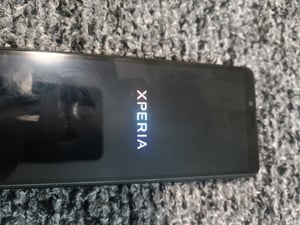 Sony Xperia II, 15,2 cm (6"), 4 GB, 128 GB, 12 MP, Android 10, Schwarz Kunden-Foto 1
