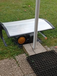 Mähroboter Garage Mährobotergarage Dach Carport Rasenroboter Überdachung Schwarz Kunden-Foto 1
