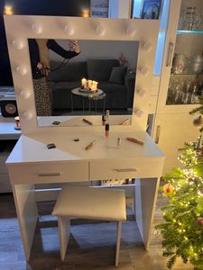 Aga Schminktisch mit Spiegel 12 LED Glühbirnen und gepolsterter Hocker Weiß matt Kunden-Foto 4