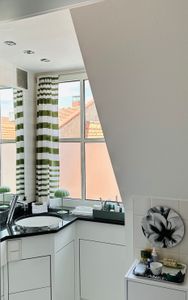 Gardinenstange "Eleganz", ausziehbar, nickel matt, inkl. Fensterhaken/Befestigung für einen Klemmbereich 15-20 mm (60-80cm ausziehbar) Kunden-Foto 1