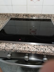 Bosch Serie 4 PKE645BB2E varná doska čierna vstavaná keramická 4 zóny Fotografia od zákazníka č. 2