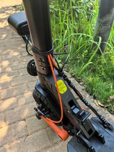 JOYOR S5 ABE- Faltbar Elektroroller - 500W Motor 48V13AH Akku 10 Zoll Reifen - Schwarz Kunden-Foto 5