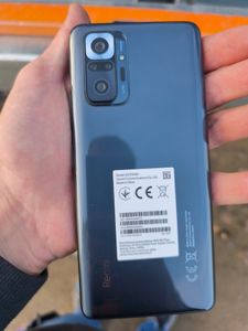 Xiaomi Redmi Note 10 Pro grau Kunden-Foto 1