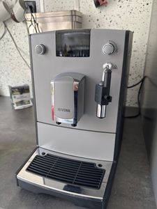 NIVONA CafeRomatica NICR 555 Kaffeevollautomat – mit OneTouch, TFT-Display, 15 bar Pumpendruck und SPUMATORE für besten Kaffeegenuss Kunden-Foto 2