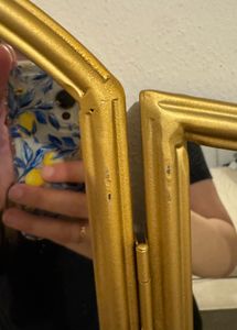 BELIANI Klappspiegel Tisch Gold Metall 87 x 77 cm Zwei Seitenflügel klappbar Schminkspiegel Kunden-Foto 1